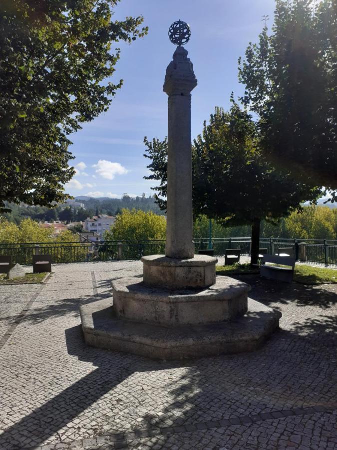 ホテル Largo Da Fonte Sertã エクステリア 写真